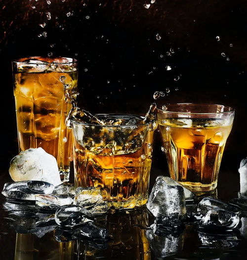 春節(jié)聚餐多，保護(hù)消化道的健康指南 飲酒與脫醇酒的注意事項(xiàng)